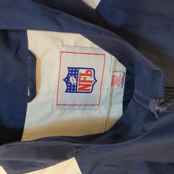 Men's NFL Texan's zip up windbreaker, XL - Picture 3 of 4
